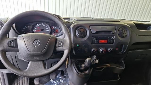 Renault Master image 8
