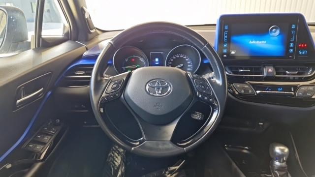 Toyota C-Hr image 3