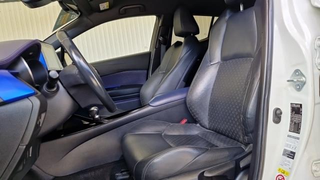 Toyota C-Hr image 4