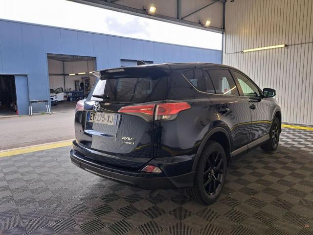Toyota Rav4 image 7