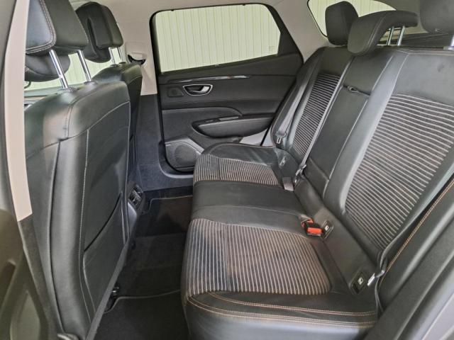 Renault Talisman Estate image 8