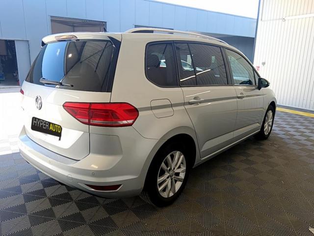 Volkswagen Touran image 4