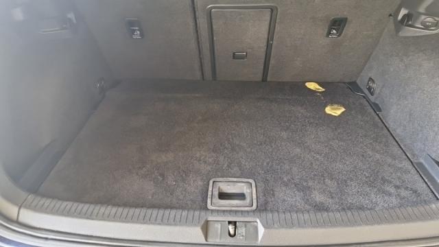 Volkswagen Golf image 2