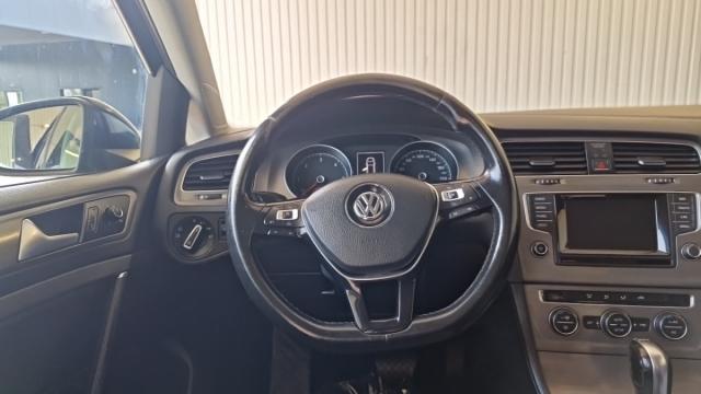 Volkswagen Golf image 7