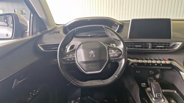 Peugeot 5008 image 8