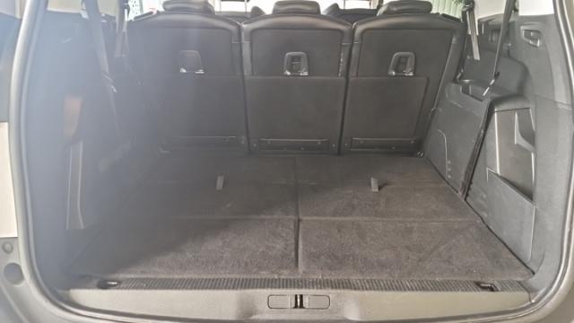 Peugeot 5008 image 9