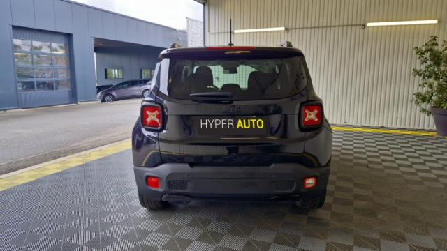 Jeep Renegade image 9