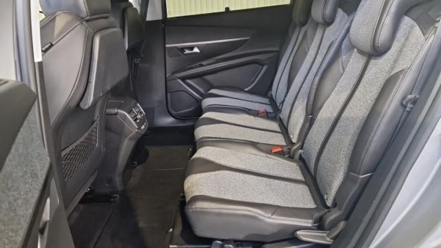 Peugeot 5008 image 5