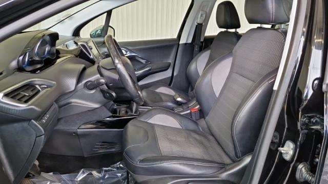 Peugeot 2008 image 5