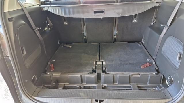 Opel Zafira image 2