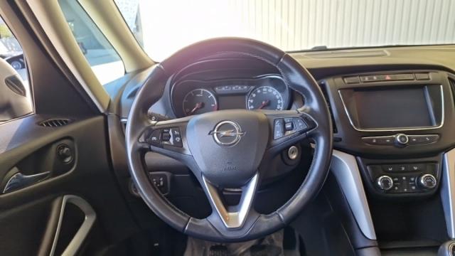 Opel Zafira image 8