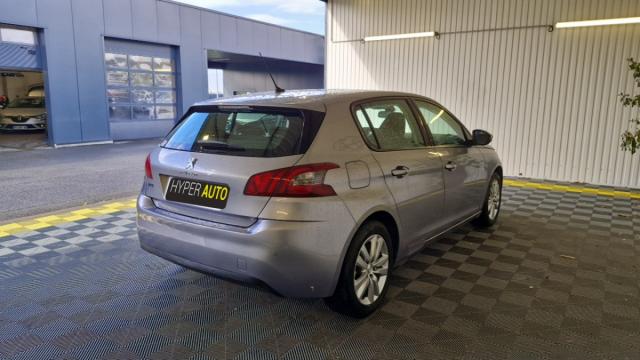 Peugeot 308 image 1