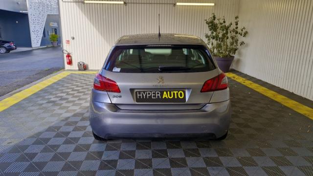 Peugeot 308 image 2