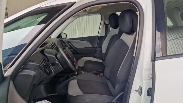 Citroen C4 Picasso image 2