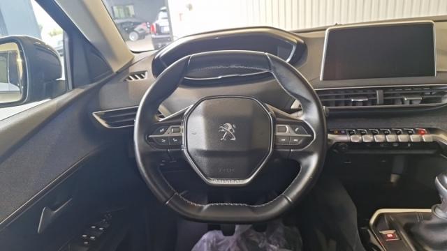 Peugeot 3008 image 9