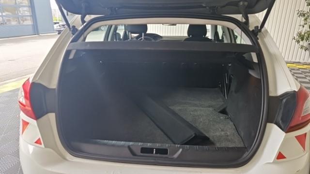 Peugeot 308 image 3
