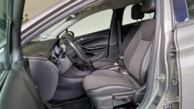 Opel Astra image 6