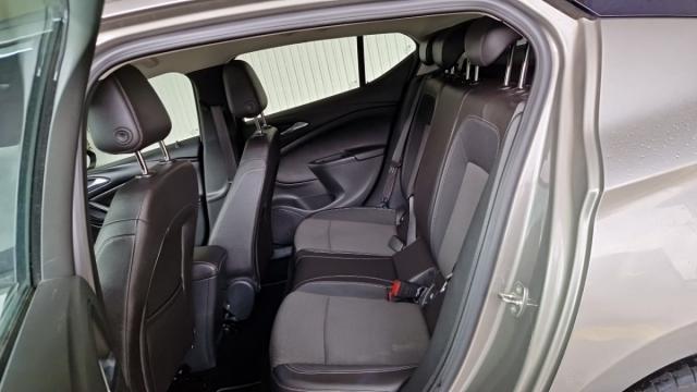 Opel Astra image 8