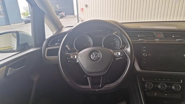 Volkswagen Touran image 9