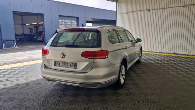 Volkswagen Passat Sw image 7