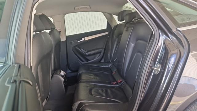 Audi A4 image 8