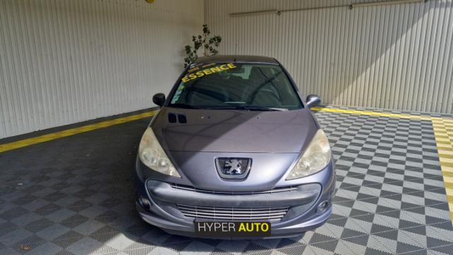 Peugeot 206+ image 9