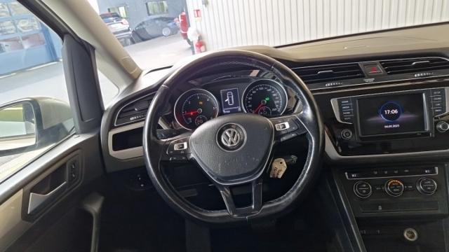 Volkswagen Touran image 4