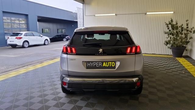 Peugeot 3008 image 3