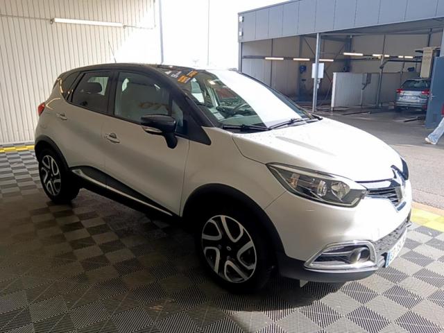 Renault Captur image 2