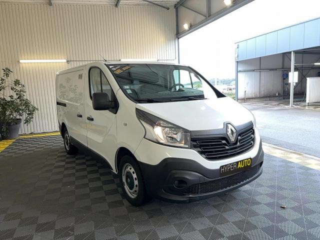Renault Trafic image 3