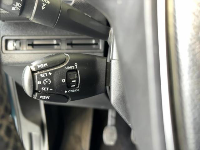 Peugeot 5008 image 4