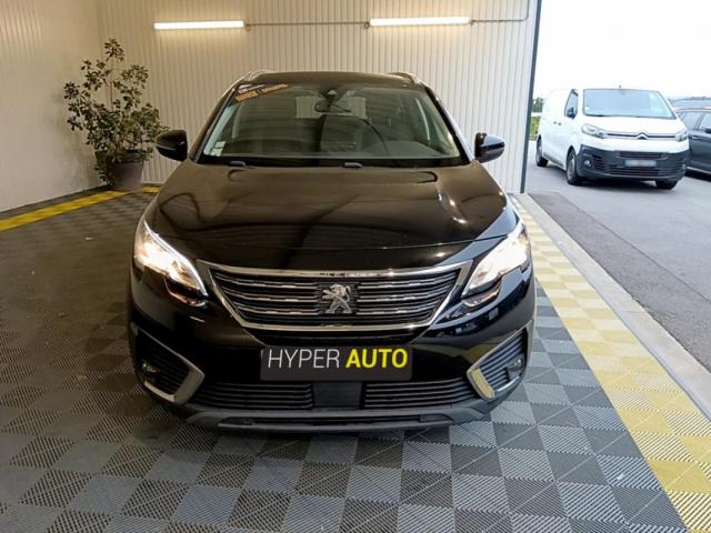 Peugeot 5008 image 8