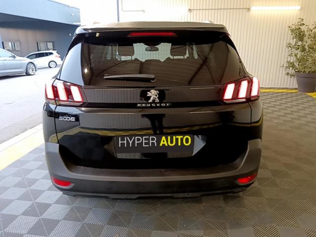 Peugeot 5008 image 2