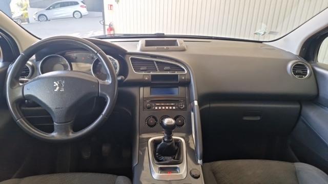 Peugeot 3008 image 1