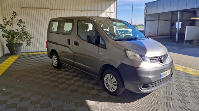 Nissan Nv200 image 5