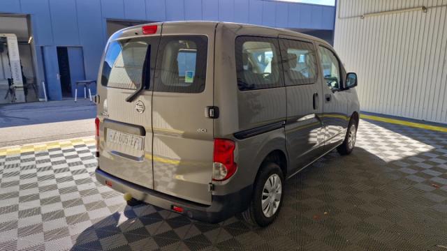 Nissan Nv200 image 9