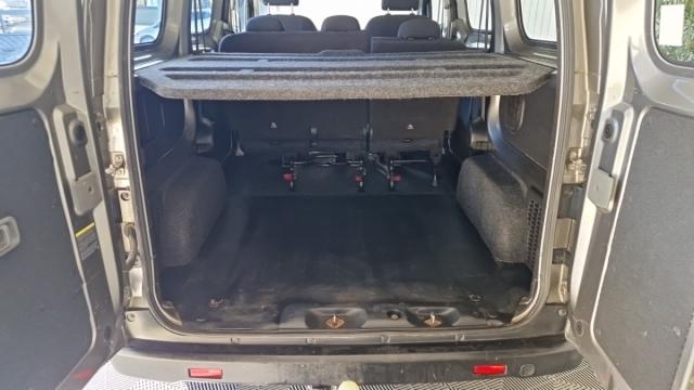 Nissan Nv200 image 7