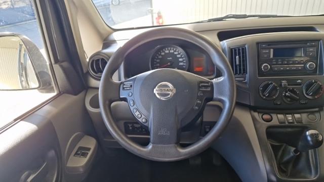 Nissan Nv200 image 1