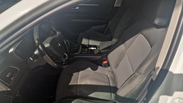 Renault Talisman Estate image 4