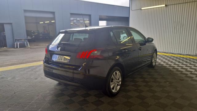 Peugeot 308 image 5