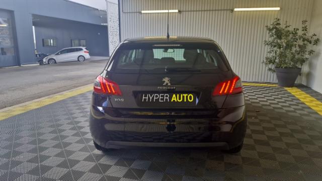 Peugeot 308 image 2