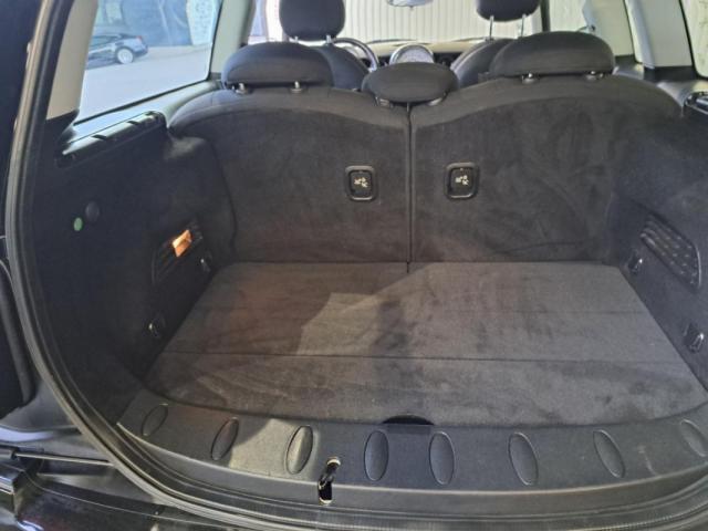 Mini Clubman image 2