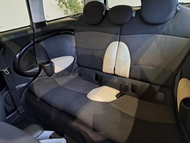 Mini Clubman image 9