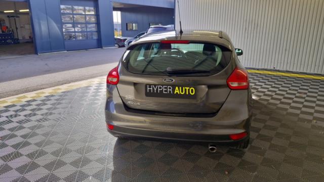 Ford Focus image 5