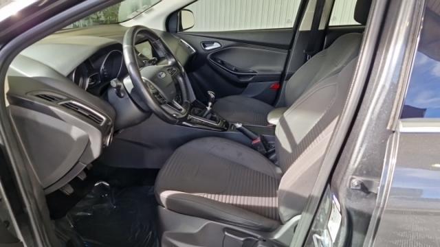 Ford Focus image 3