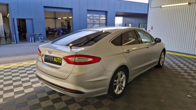 Ford Mondeo image 9