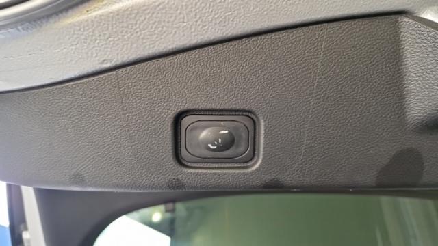 Ford Mondeo image 5