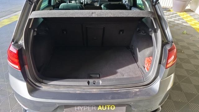 Volkswagen Golf image 9