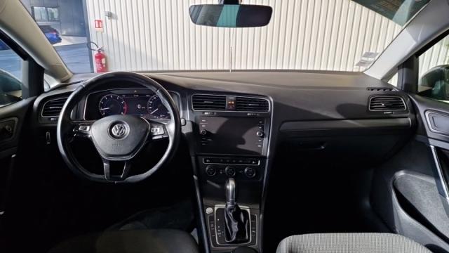Volkswagen Golf image 6