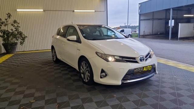 Toyota Auris image 5